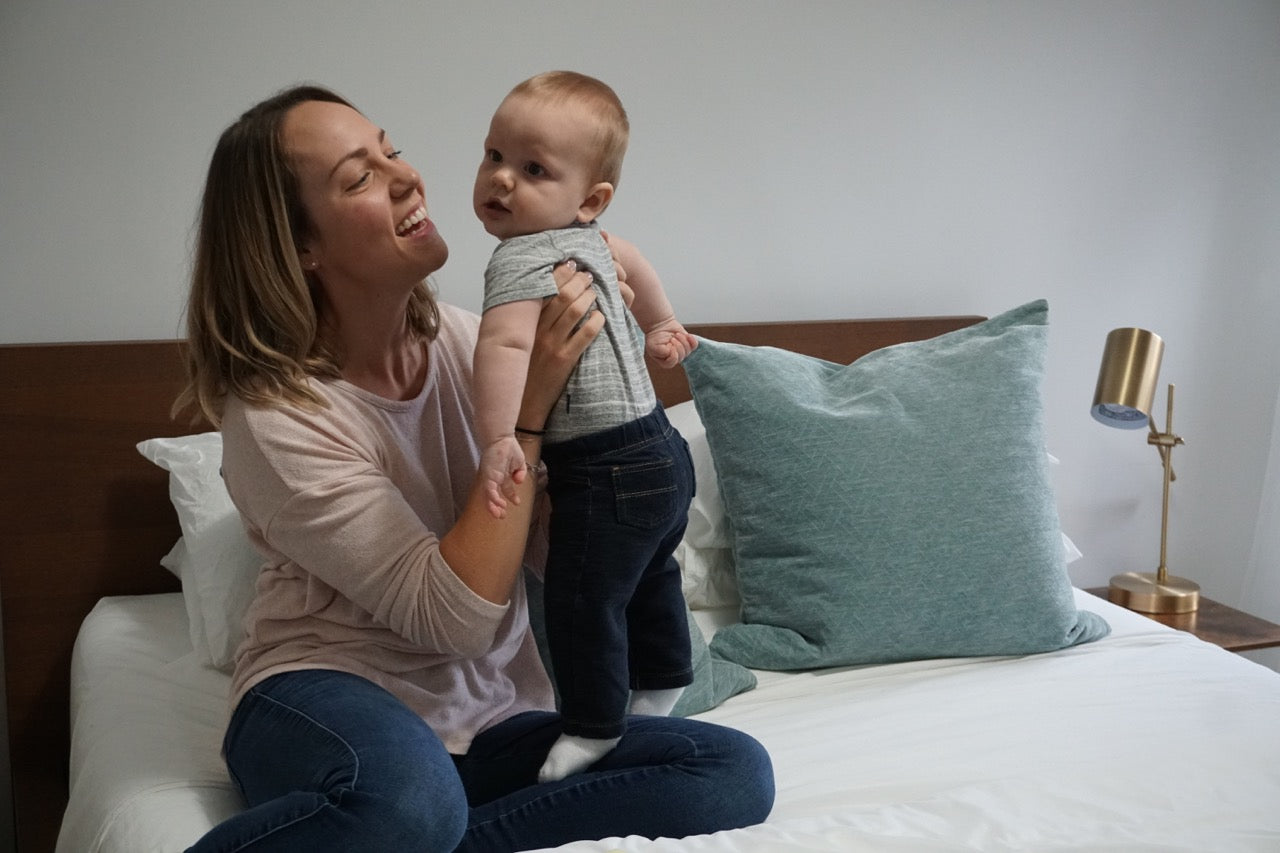 How long should a baby sit up after deals eating