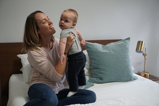 How Long to Keep Baby Upright After Feeding at Night